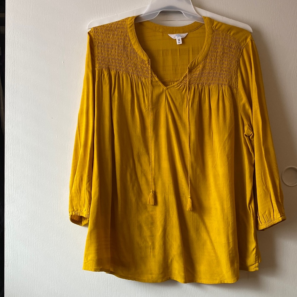Quarter Sleeve Yellow Top